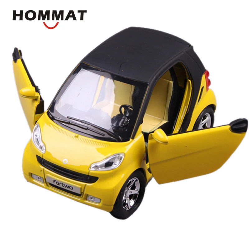 HOMMAT 1:24 моделирование Smart ForTwo литье под давлением игрушечный автомобиль модель металлическая Черная пятница детский подарок Машинки Игрушки для детей