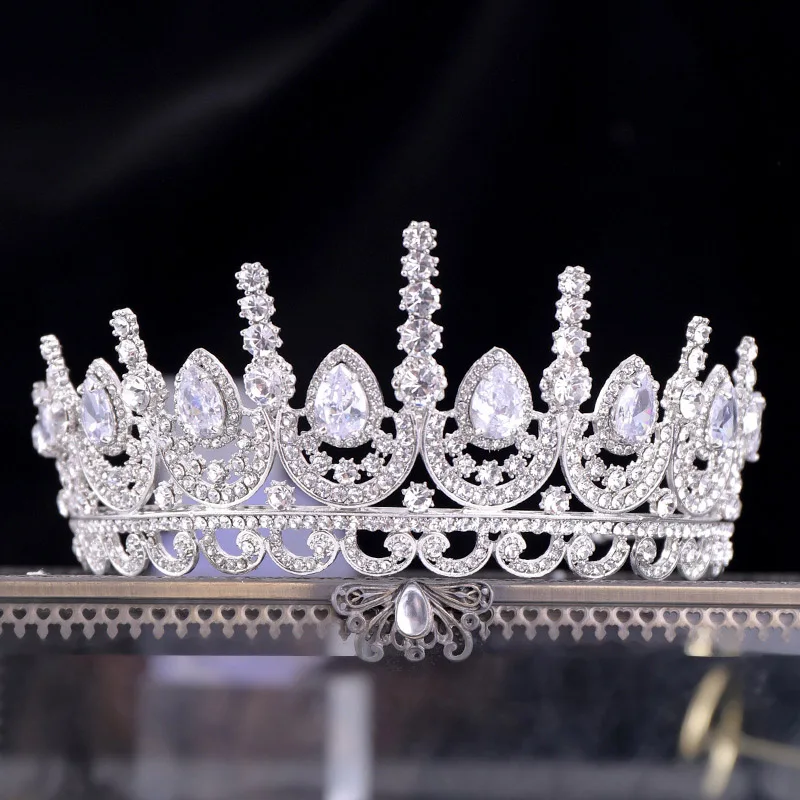 Серебряный Цвет большой капли воды Форма с украшением в виде кристаллов Стразы