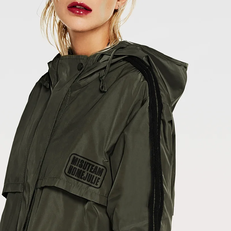 2019 осенний костюм платье для досуга даже шляпа ветровка легкое длинное