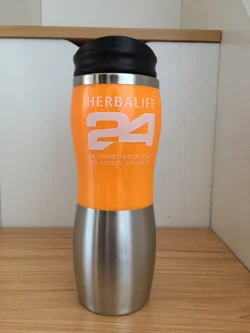 Orange 500ml Herbalife питательная Вакуумная бутылка из нержавеющей стали термальная бутылка для воды зеленого цвета 400 мл-500 мл - Цвет: Orange 500ml