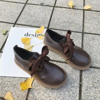 Японские новые кожаные туфли в стиле Харадзюку кукольные туфли в Корейском стиле в стиле ретро и колледжа Повседневная обувь на плоской подошве, женские тонкие туфли - Цвет: Коричневый