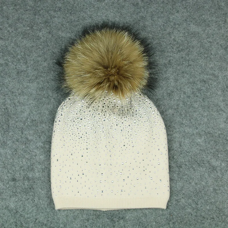 KUE019 Natural Fur Pom pom Knitted Hat Winter Wool Women Genuine Fur Ball Bobble Knit Beanies Bonnet Bones Skullies Rhinestone