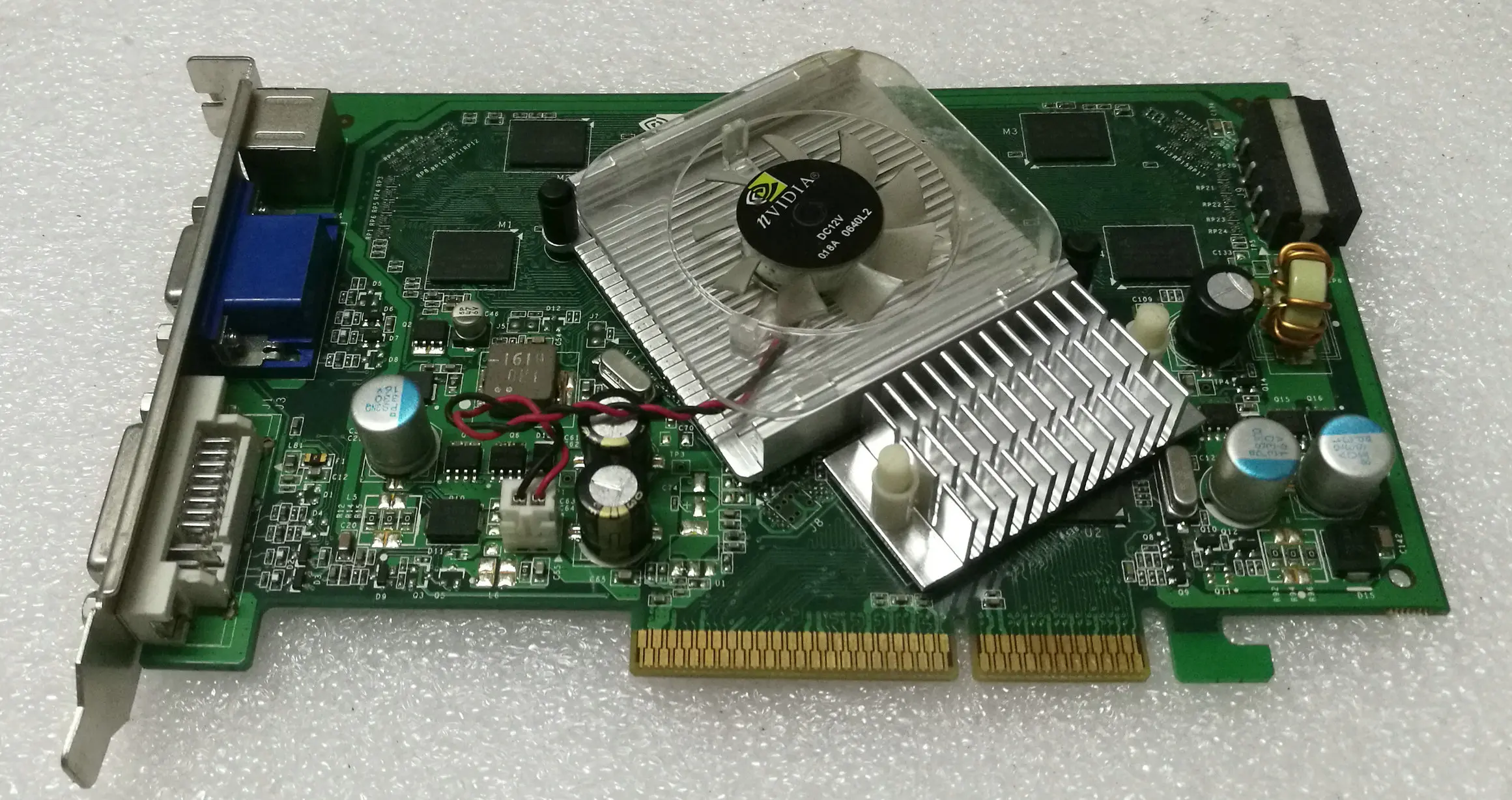 7600GS видеокарта 7600GS 512MB AGP игровая консоль выделенная видеокарта