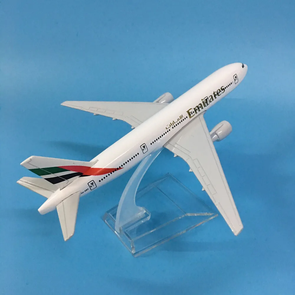 JASON TUTU модель самолета Модель Emirates Boeing B777 модель самолета литая под давлением металлическая 1:400 16 см модель самолета игрушка gif