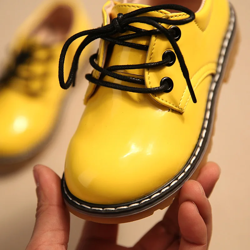

Children's shoes 2019 spring new England bright shoes children's shoes with a small girl lace shoes size 21-36