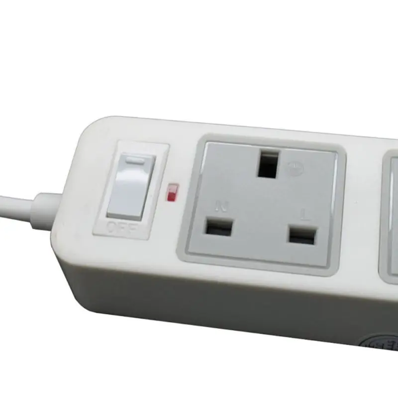 Силовая лента с стабилизатором напряжения 3 банды 4 usb порта 2 м