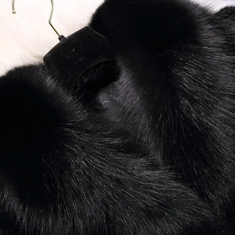 Роскошное классическое пальто из 100% натурального кроличьего меха цельного с