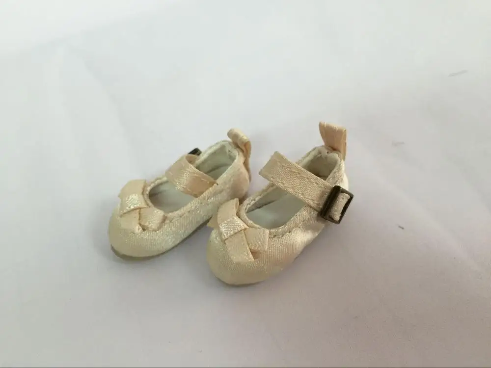 Кукольная обувь подходит для Блит, азон, куклы OB, кукла licca, 1/8 BJD кукла, размер 2,8 см - Цвет: white