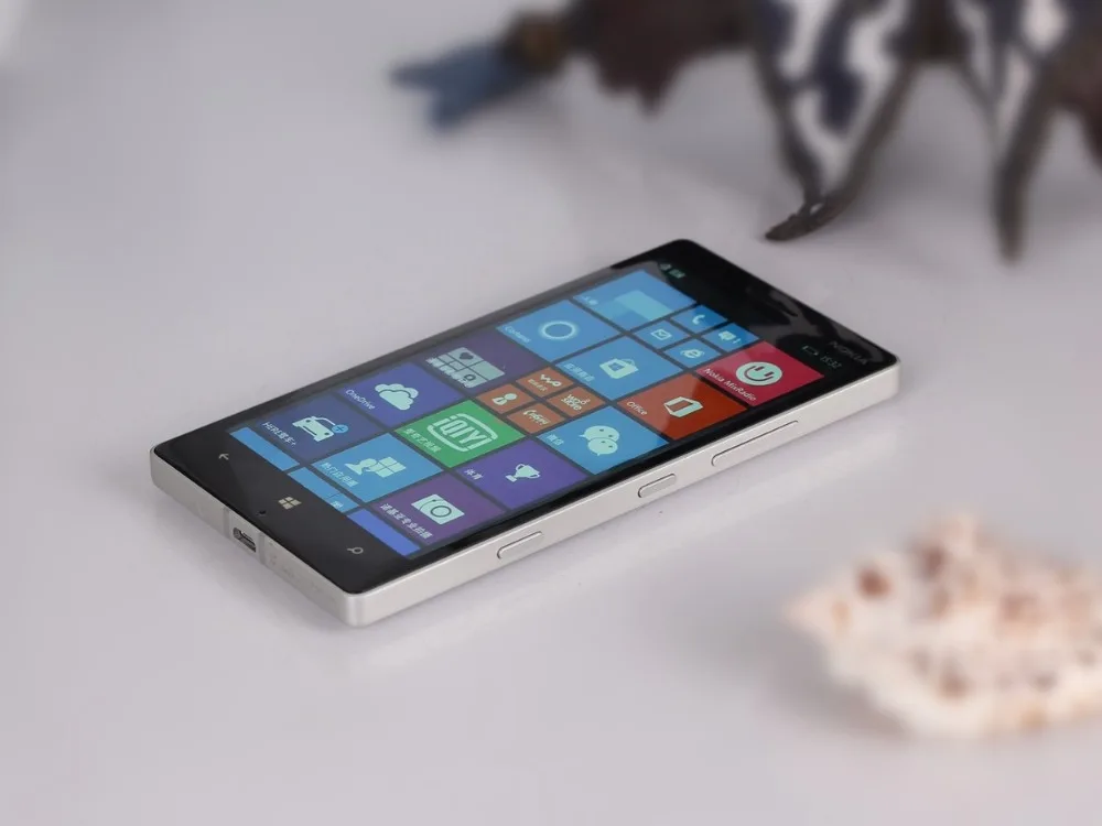 Nokia Lumia 930, разблокирована, 5,0 дюймов, 2 Гб ОЗУ, 32 Гб ПЗУ, МП камера, четыре ядра, LTE, NFC, Windows, мобильная ОС, мобильный телефон