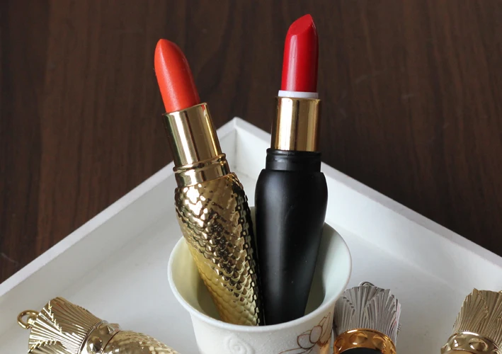 

6pcs/lot 112mm x 28mm Black and Golden Lipstic Lip Balm Tube Empty High Quality Plastic Lipstick Tube Lipstick Gloss Container