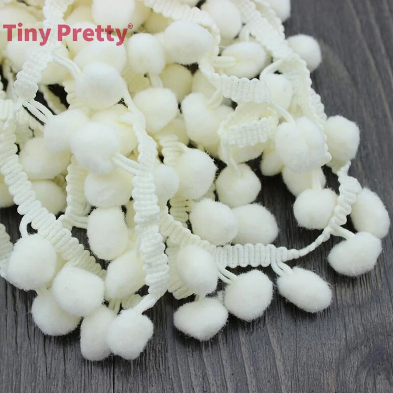 Бахрома с помпоном 18 ярдов 10-15 мм белая слоновая кость кремовый черный помпон |