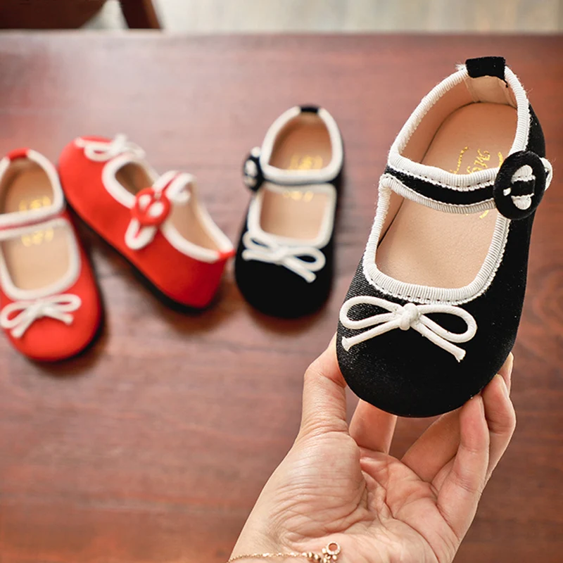 Весна для маленьких девочек милые модные Мэри Джейн туфли без каблуков принцесса