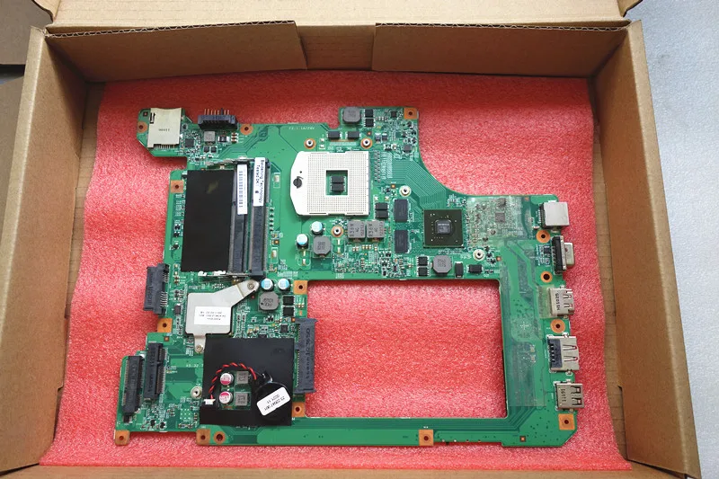 

B560 motherboard graphic card on board HM55 100% tested working