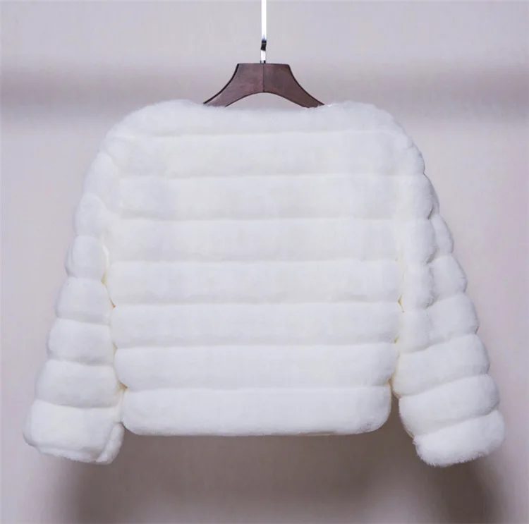 2018 Winter Bridal Fur Wraps Wedding Bolero Jacket Cheap Shawl Capes Plus Size Faux Shawls Jakects |