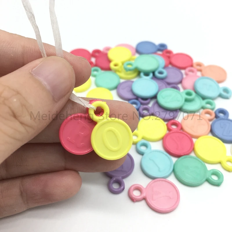 Подвесное отверстие Meideheng вафельница в форме монет бисер с буквами для