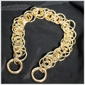 ЗолотистыеСеребристыечерные сумки, металлические аксессуары, сумка-мессенджер, цепочка 2,5 см, толстая круглая цепь с ручкой