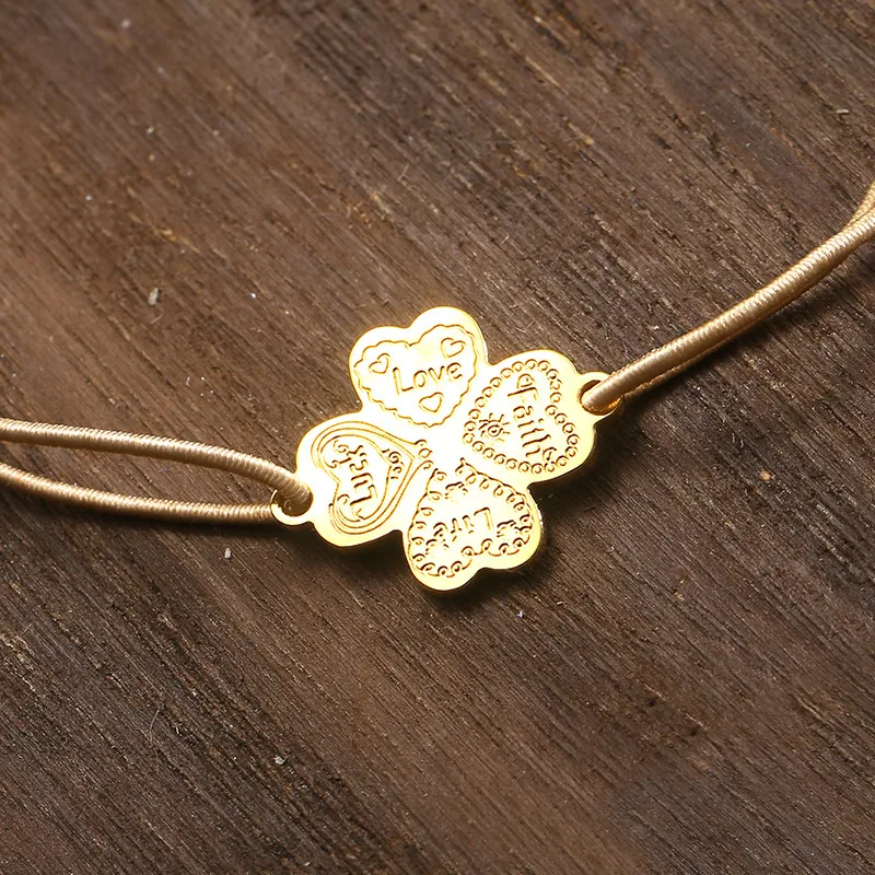 Женский браслет с подвеской четыре сердца золотого цвета 2018|bracelets for|love charm braceletcharm