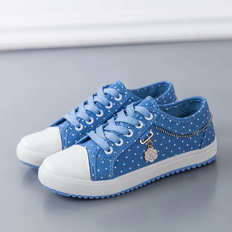 light blue Весенняя женская парусиновая обувь; повседневная обувь на плоской подошве; обувь из вулканизированной кожи; Женская дышащая модная удобная обувь со звездами; Прямая поставка; Новинка - Цвет: light blue