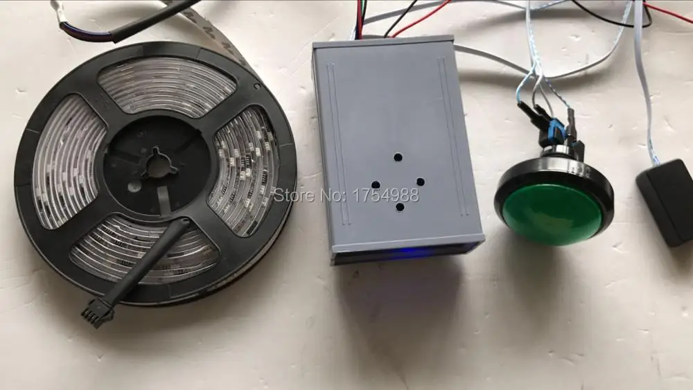 Стучание prop стучание в двух датчиках то же время Зажгите светодиодную ленту