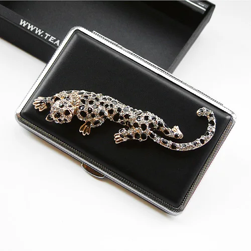 Футляр для сигарет тонкий удлиненный кожаный материал подарки друзей новинка