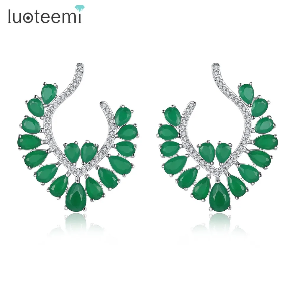 LUOTEEMI фирменный дизайн очаровательные женские серьги гвоздики в форме листьев