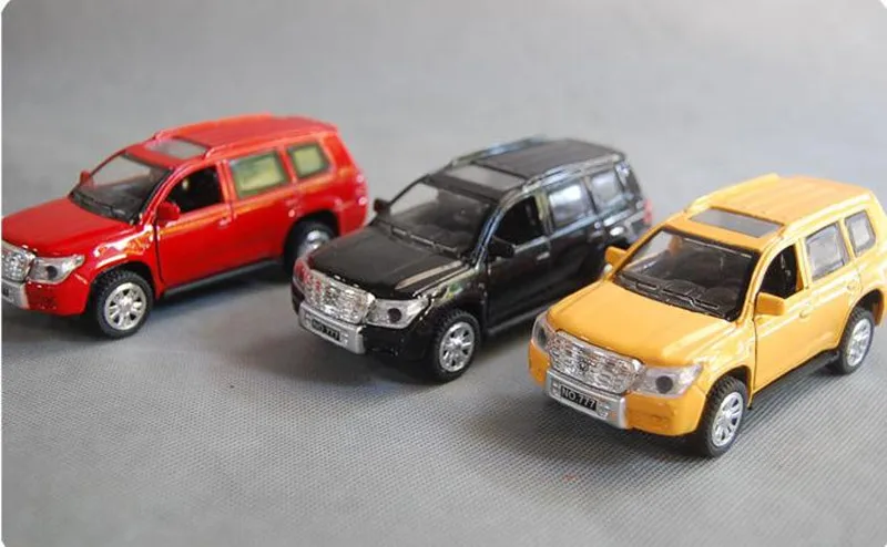 1:32 Модели автомобилей из сплава высокая симуляция внедорожника Toyota