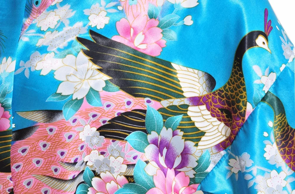 Халат женский светло-голубой из шелка и вискозы ночная рубашка для невесты