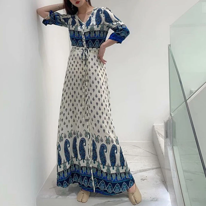 Длинное платье-кимоно BOHOFREE длинное с цветочным принтом и пуговицами в богемном