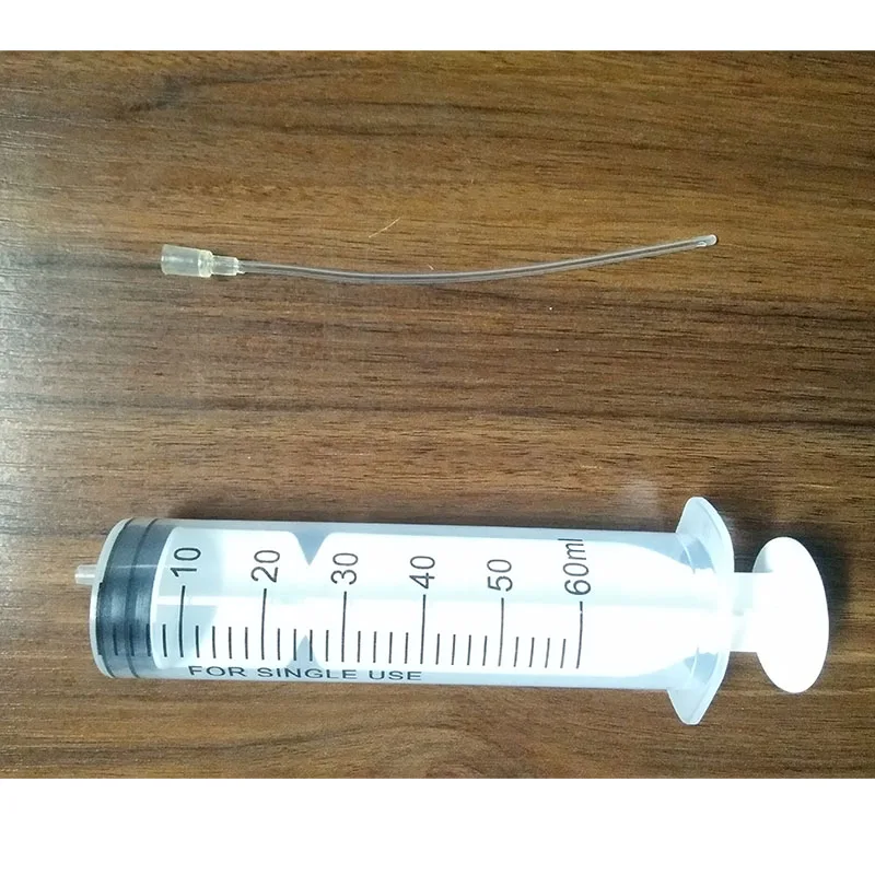 Syringe with Hose Бескамерный инструмент для впрыска жидкости в шины для велосипеда MTB дорожный велосипед бескамерный герметик инжектор Усть шины без внутренних трубок клапанный сердечник инструмент - Цвет: Syringe with Hose