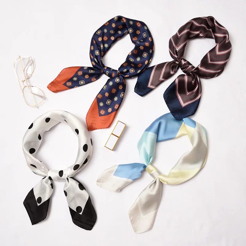 Женский квадратный шарф в полоску имитация шёлка леопардовая стюардесса офисный