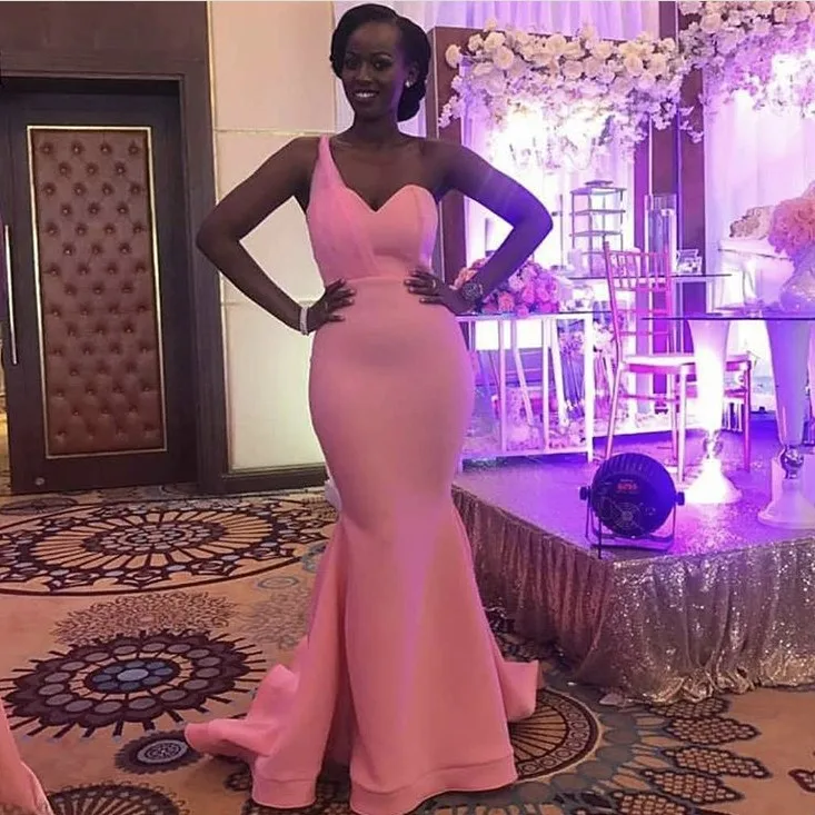

African One Shoulder Mermaid Pink Bridemaid Dresses Sweetheart Maid Of Honor Wedding Guest Dress Prom Party Gown
