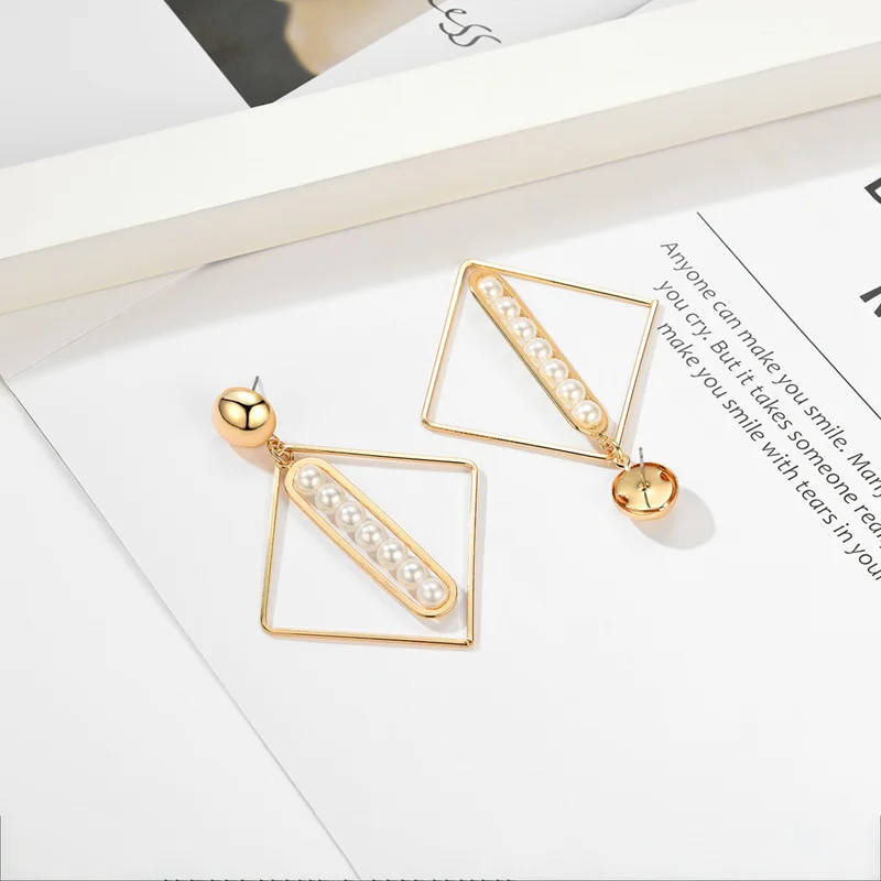 Женские жемчужные серьги-гвоздики геометрический гипоаллергенный стержень