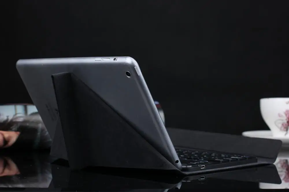 Универсальный беспроводной Bluetooth чехол с клавиатурой на локальный язык для Lenovo