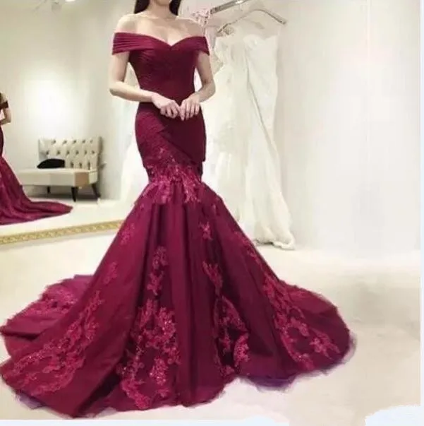 

Burgundy Mermaid Evening Dress 2019 New Lace Appliqued Skirt Off Shoulder Vintage Prom Dresses Abendkleider Robe de soiree