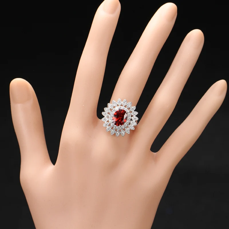 Кольцо на палец BeaQueen с подсолнухами и кубическим цирконием инкрустация красным