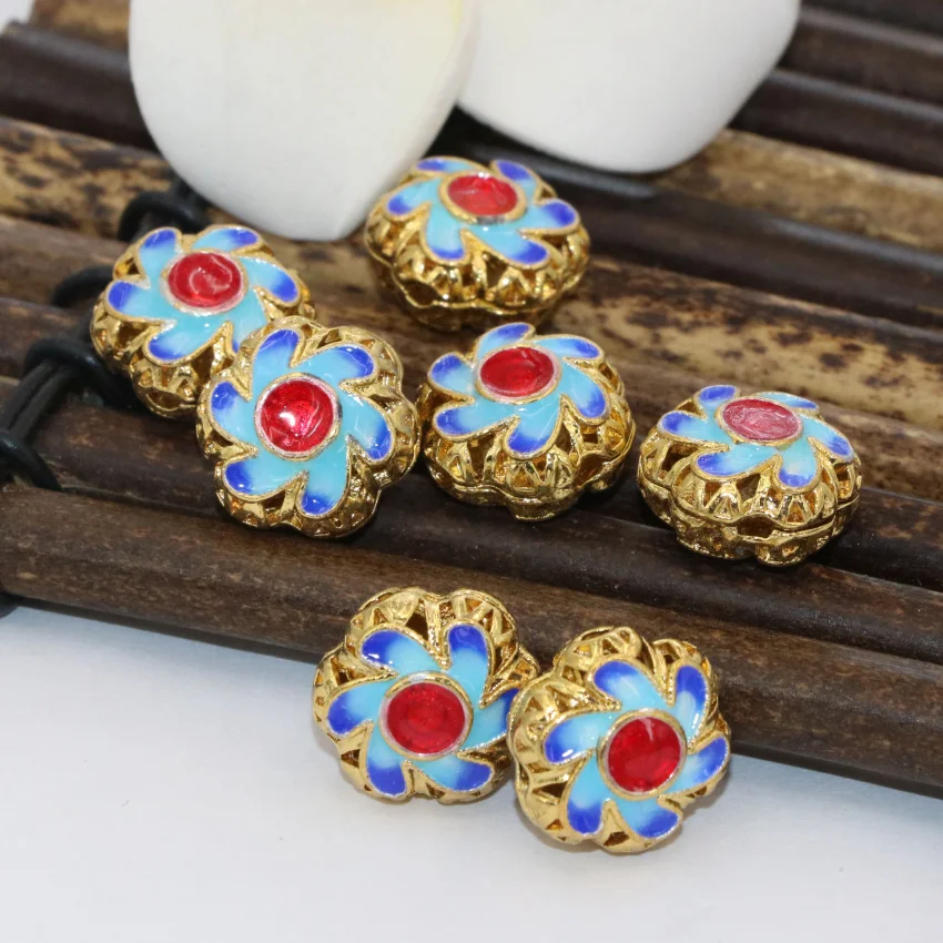 5 шт. опт 13 мм резные цветы золотистого цвета аксессуары из эмали круглые шарики