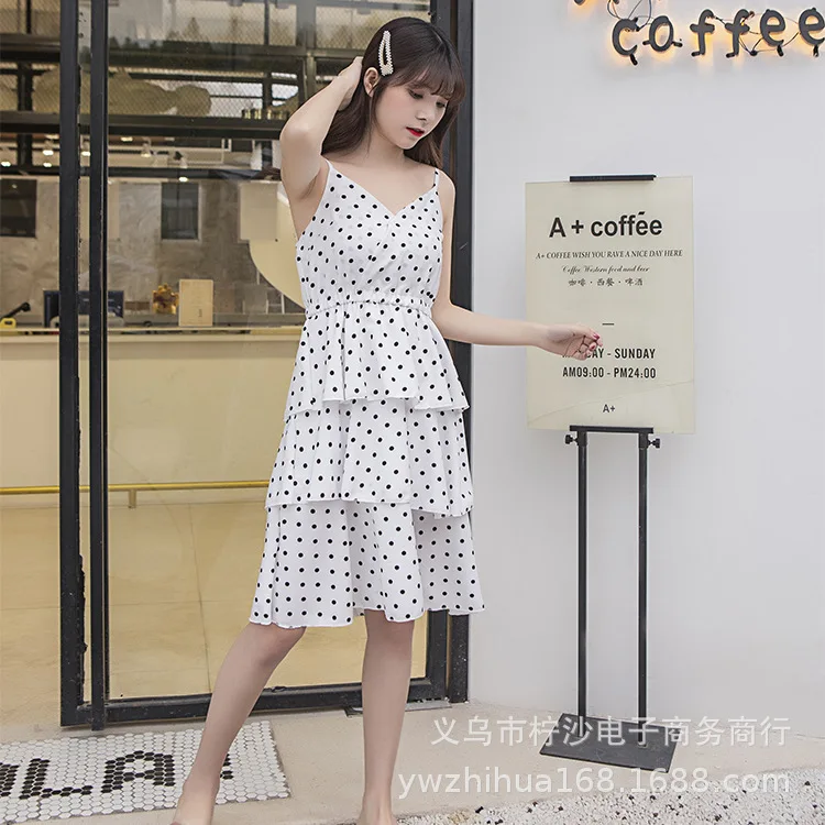 Летнее женское шифоновое платье с волнистым рисунком черное красное белое