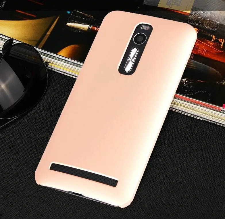 Тонкий жесткий пластиковый чехол MOSKII для Asus Zenfone 2