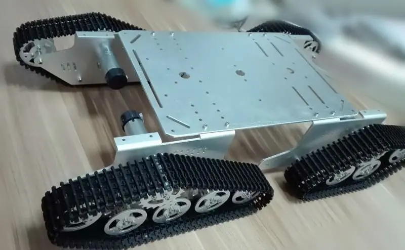 Металлическое шасси для танка на радиоуправлении 4WD гусеничный автомобиль с