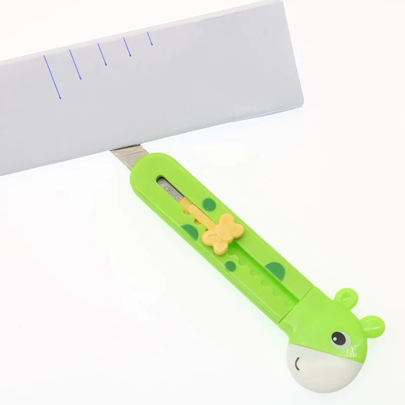 Пластиковое художественное создание с милым жирафом мини канцелярский нож резак