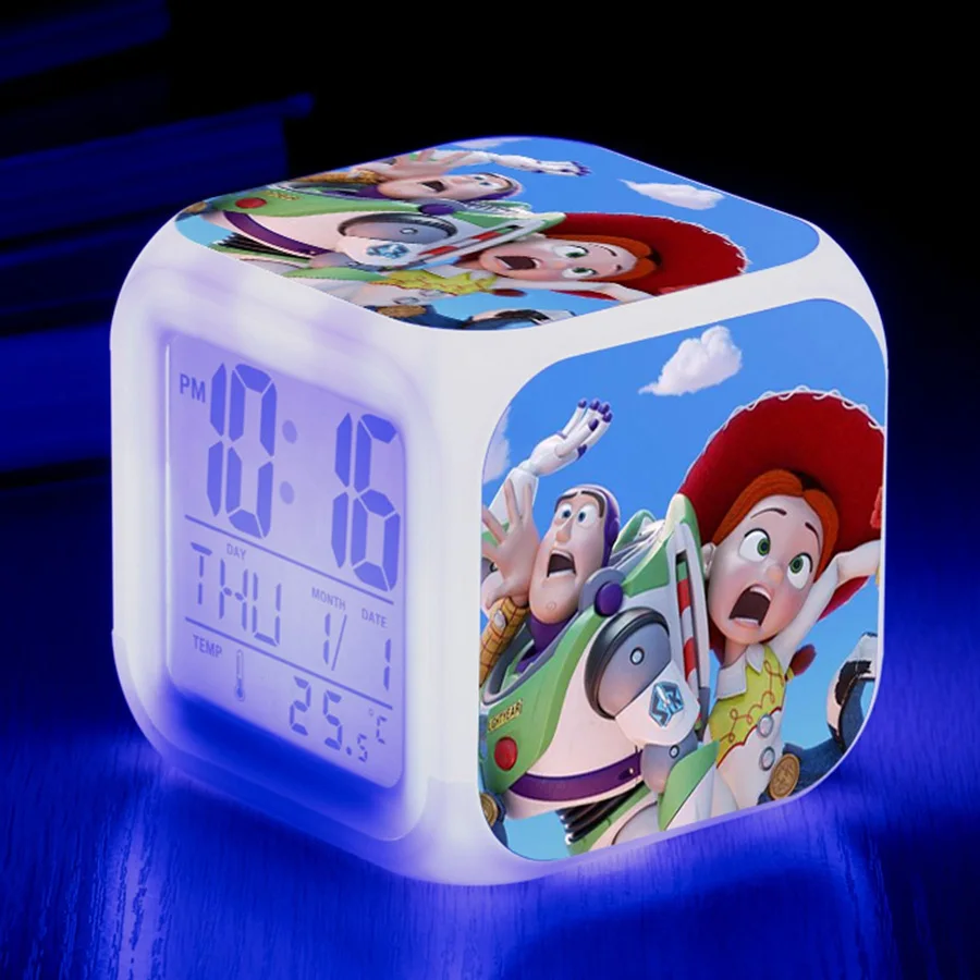Toy story 4 buzz lightyear Вуди и Джесси будильник, светящийся светодиодный, изменение цвета, цифровые часы для детской комнаты, многофункциональные игрушки - Цвет: 24