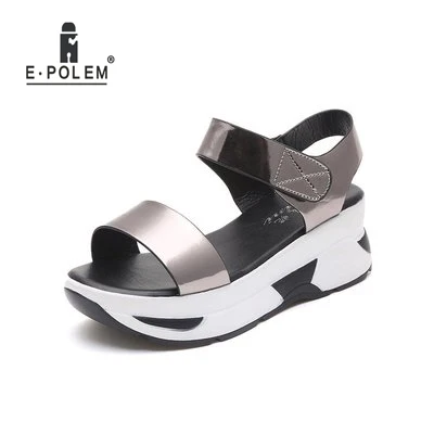 

2019 New Thick-soled Women's Sandals Comfortable Platform Shoes Shining Colors Casual Wearing