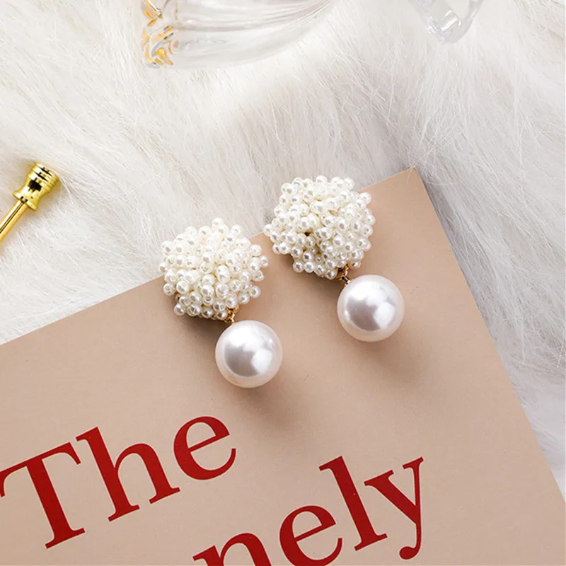 

New Vintage Handmade Beaded Simulated Pearl Flower Ball Earrings for Girls Elegant Women Wedding Pendientes Jewelry 5A2028