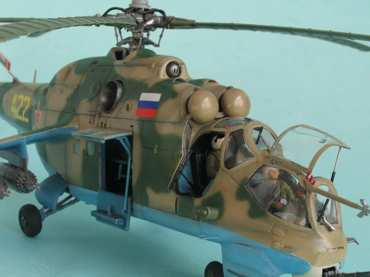 1:48 Россия MI 24P HIND F/MI 240 D вертолет военный собранные Самолеты Модель|assembly model|model