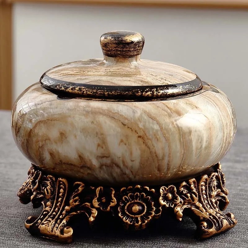 

European retro ceramic large with lid ashtray ashtray creative ashtray coffee table decoration ornaments 3