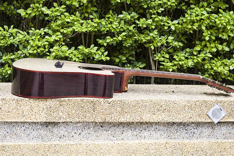 41 дюймов Single доска Акустическая гитара Rosewood ель Facefolk угол света деревянная гитара D-300C