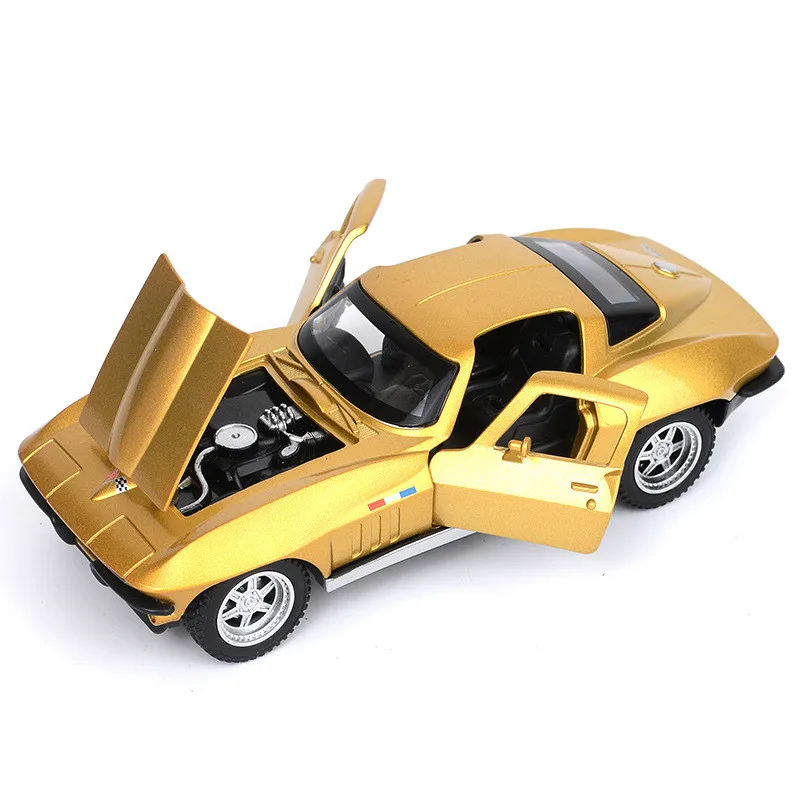 Модель спортивного автомобиля из сплава Corvette модель орнамента упругость от