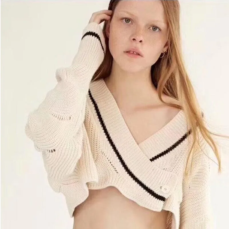 

Ruique Women Sexy 2018 New Autumn Winter Sweaters Ladies V Neck Slim Crop Tops Girls Casual Long Sleeve Solid Streetwear