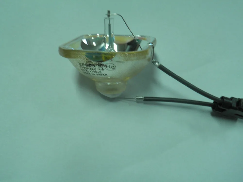 Лампа для проектора ELPLP49 V13H010L49 EH-TW2800/EH-TW2900/TW3000/TW3200/TW3500/TW3600/TW3800/TW4000/TW4400/TW4500 |