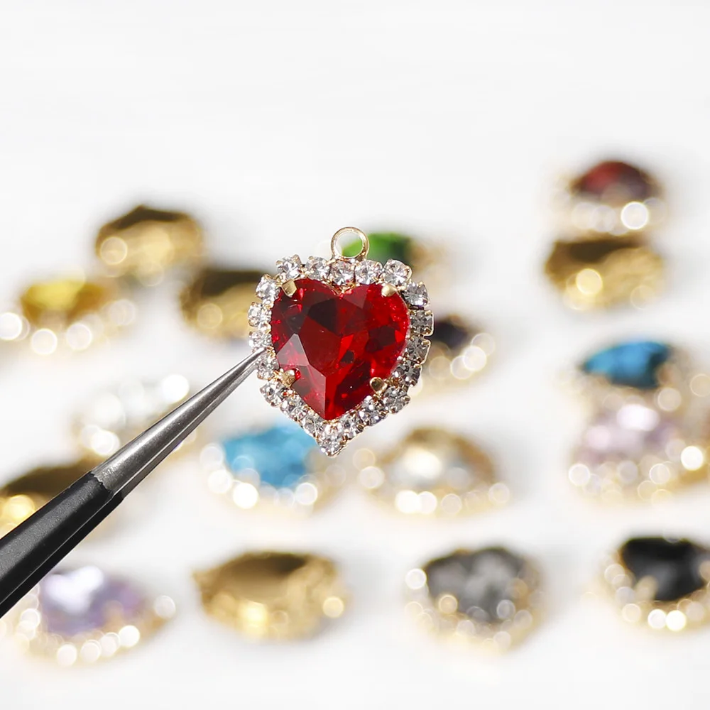 12 мм Золотое сердце пришивное с красочным стеклом камнем коготь Хрустальная